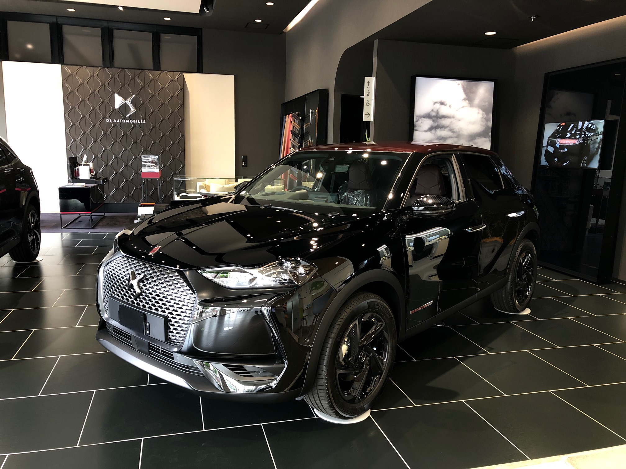 DS3 CROSSBACKロードショー