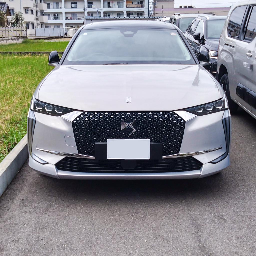 DS4 E-TENSE